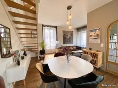 appartement triplex à louer vide ou meublé