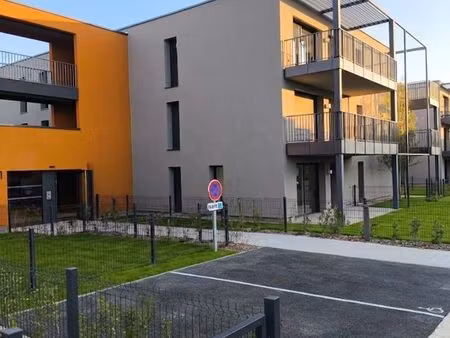 appartement t2 rdc neuf+ parking