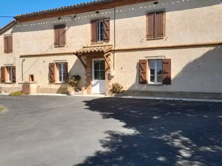 maison à louer à roquemaure