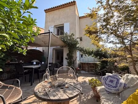 maison 5 pièces 93 m²
