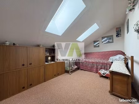 studio 1 pièce 14 m²