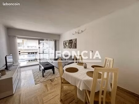 studio 1 pièce 29 m²