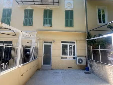appartement deux pieces avec terrasse