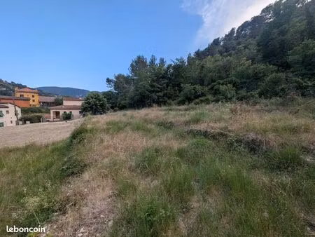terrain 1172 m² cantaron