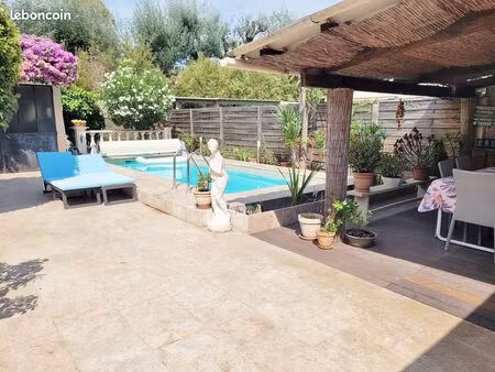 bas de villa dans une maison de 2 logements