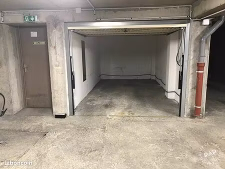 box 13m2 rue pétion - voltaire mairie du 11ème