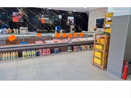 locale commercial 230m2