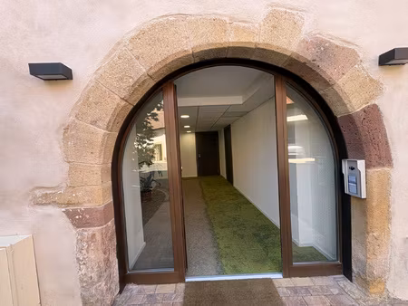 duplex t3 dans une batisse renaissance au coeur de ville