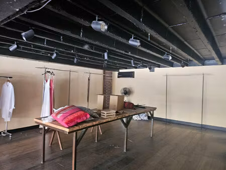 local commercial 133 m2