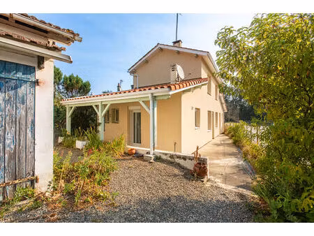 maison aire sur l adour 4 pièce(s) 80 m2 centre ville à pied