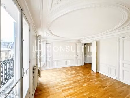 bureau 96 m²