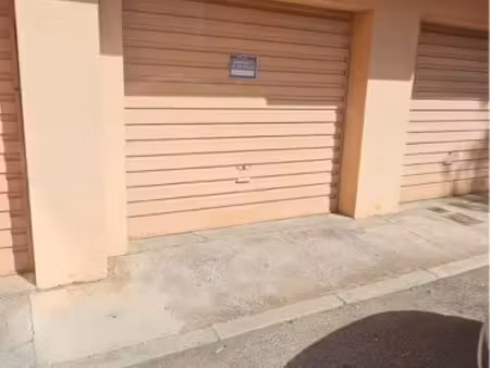 vends garage res le peyron