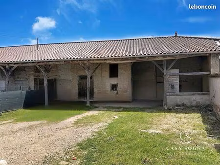 maison 7 pièces 215 m²