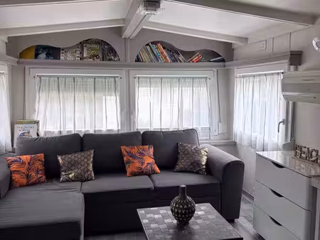 parcelle de 200m2 avec mobile-home climatisé - grimaud-