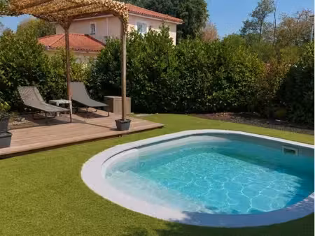 maison familiale 112 m2 4 chambres garage 35 m2 mini piscine a attignat