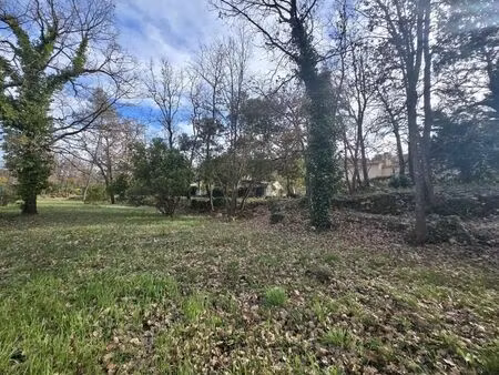 terrain 1 005 m² la celle