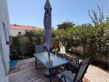 charmant t2 avec jardins – toulon ouest  quartier châteauvallon