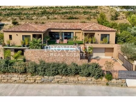 villa 5 pièces 288 m²