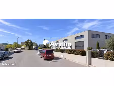 local 500 m² fayence