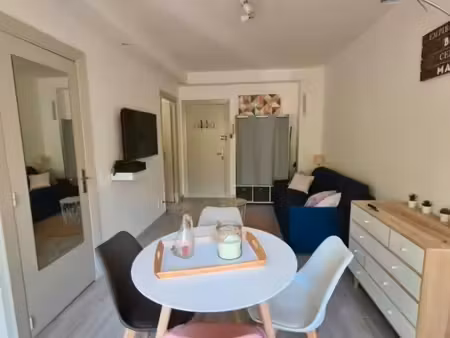 studio a louer a l'année