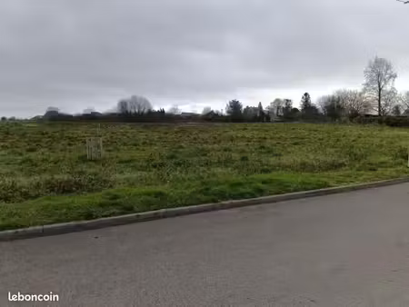 terrain 1 500 m² saint gobain