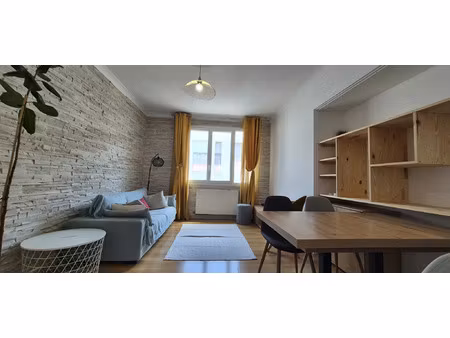 location appartement 3 pièces 53 m² à lyon 3 (69003)