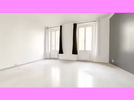 location bureau 3 pièces 48 m² à aix-en-provence (13100)