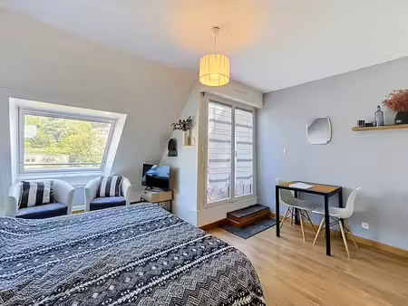 location meublée appartement 1 pièce 21 m² à aix-les-bains (73100)  650 €