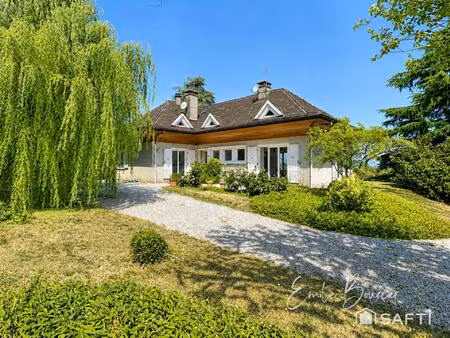 maison vue lac  5 chambres  grand terrain arboré