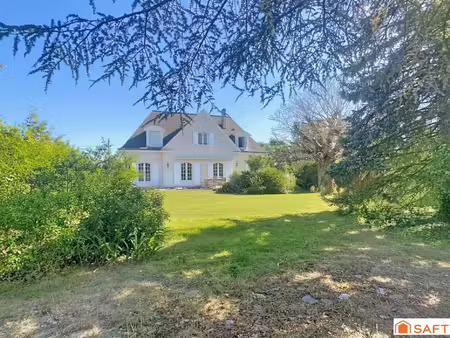 grande maison traditionnelle proche du centre !