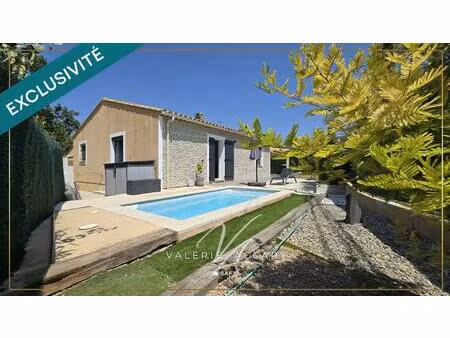 rocbaron : maison individuelle de 87 m² sur un terrain de 400 m² avec 3 chambres  piscine 