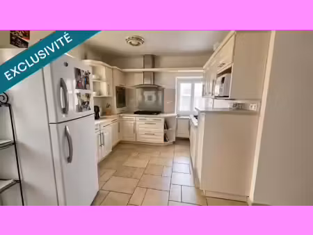 maison de village avec parcelle de terrain de 481m²
