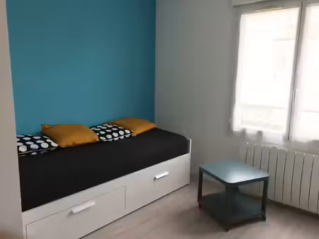location appartement 1 pièce 19 m² à poitiers (86000)