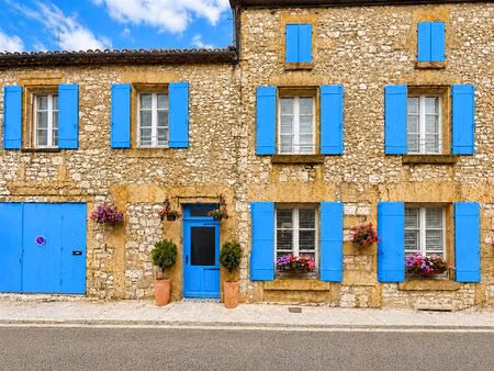 élégante maison de ville avec jardin - à quelques pas de monpazier