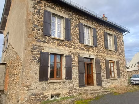 maison en pierre 4 chambres proche de mur de barrez (12)