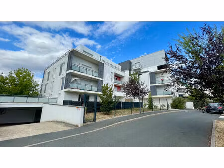 vente appartement 3 pièces  62.42m²  tours
