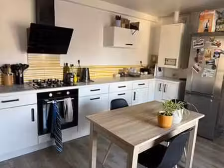 location appartement 3 pièces à fougères (35300) : à louer 3 pièces / 83m² fougères
