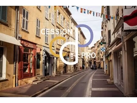 local commercial haut de gamme d'environ 140 m² a ceder en zone