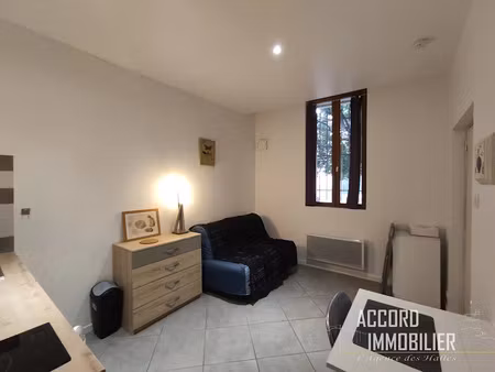 location meublée appartement 1 pièce 14.89 m² à beziers (34500)  350 €