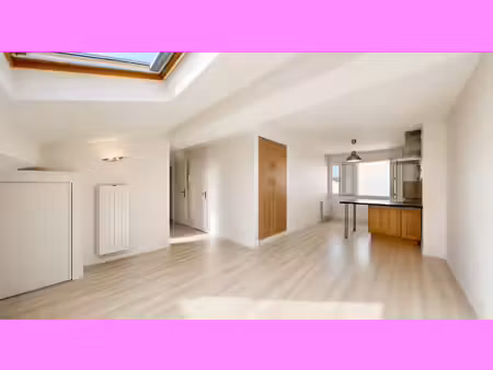 appartement 2 pièces - 62 m²