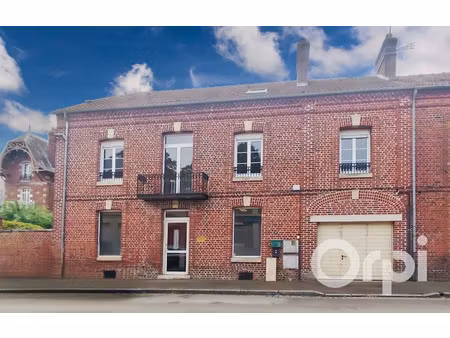 vente immeuble 7 pièces 153.39 m² à etrépagny (27150)  273 000 €