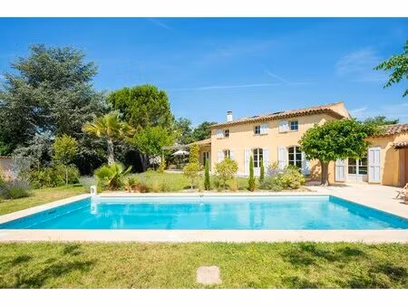 propriété 11 pièces 320 m²