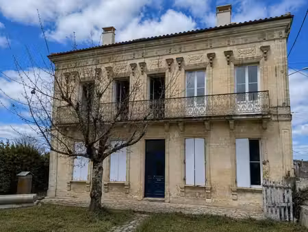 maison de caractère avec jardin à cancon (lot-et-garonne)