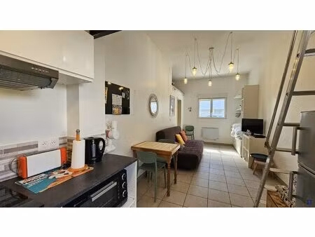 studio à 150 m de la plage