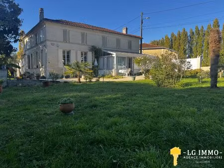 propriété de 285 m2  5 chambres  grand studio  jardin plein de charme avec bief