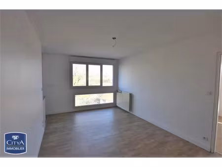 appartement à louer 2 pièces 44.49 m² - cholet (49) - 600€
