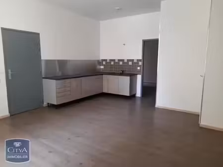 appartement à louer 2 pièces 40 m² - saint-andré-de-sangonis (34) - 650€
