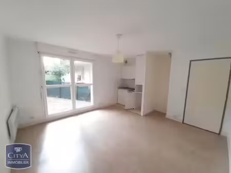 appartement à louer 1 pièce 25.36 m² - saint-cyr-sur-loire (37) - 455€