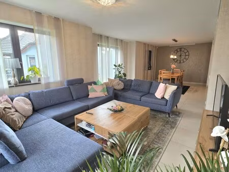 à louer maison 156 06 m² – 2 100 € |hagenthal-le-bas