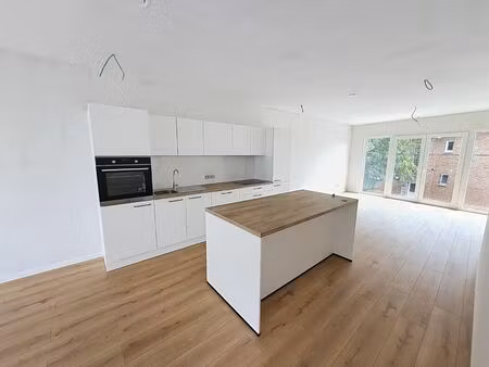 maison à vendre à rue du congo 102 couillet (vbe52752)